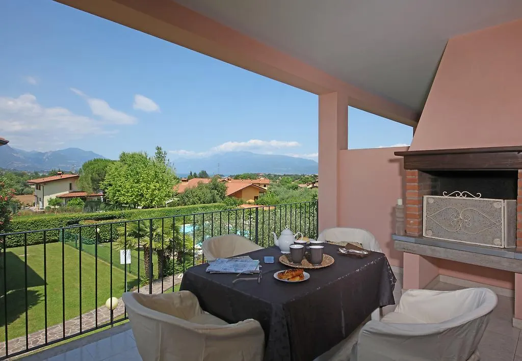 Corte Degli Olivi Appartamenti Manerba del Garda Italy