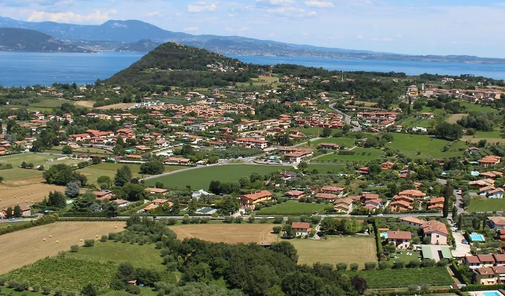 Apartment Corte Degli Olivi Appartamenti Manerba del Garda Italy