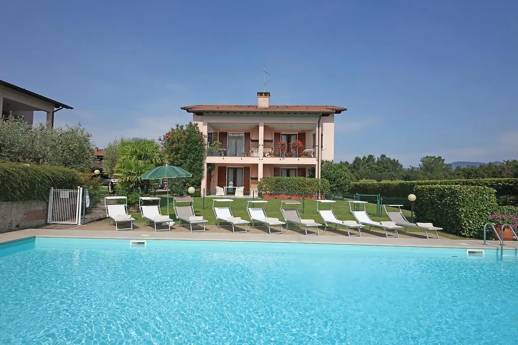 Corte Degli Olivi Appartamenti Manerba del Garda 0*,