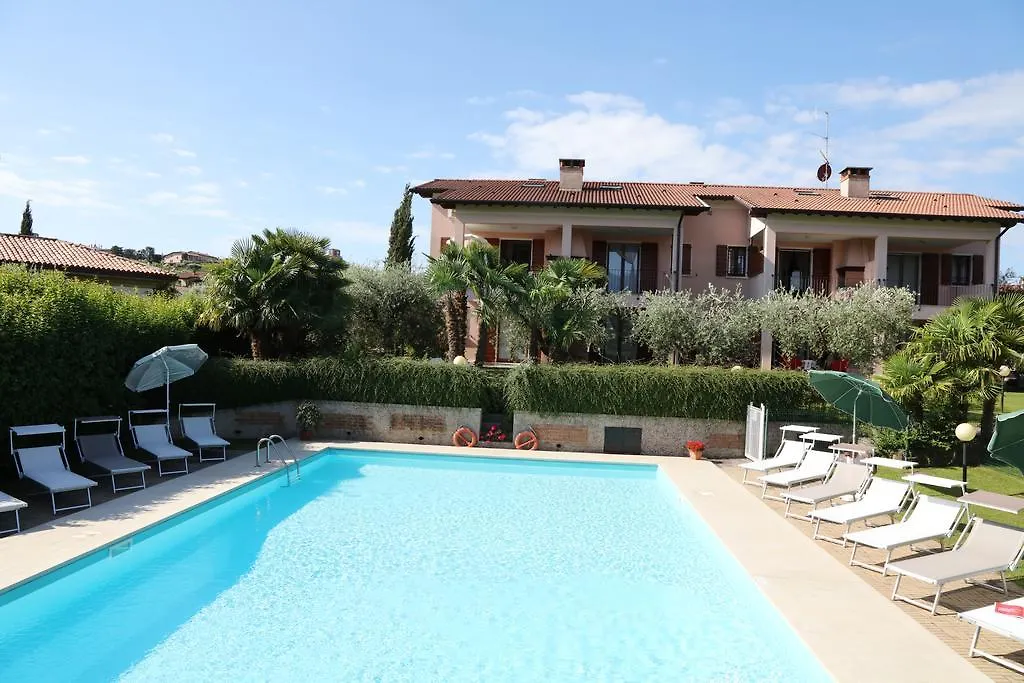 Corte Degli Olivi Appartamenti Manerba del Garda