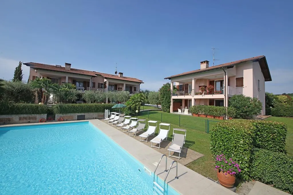 Apartment Corte Degli Olivi Appartamenti Manerba del Garda