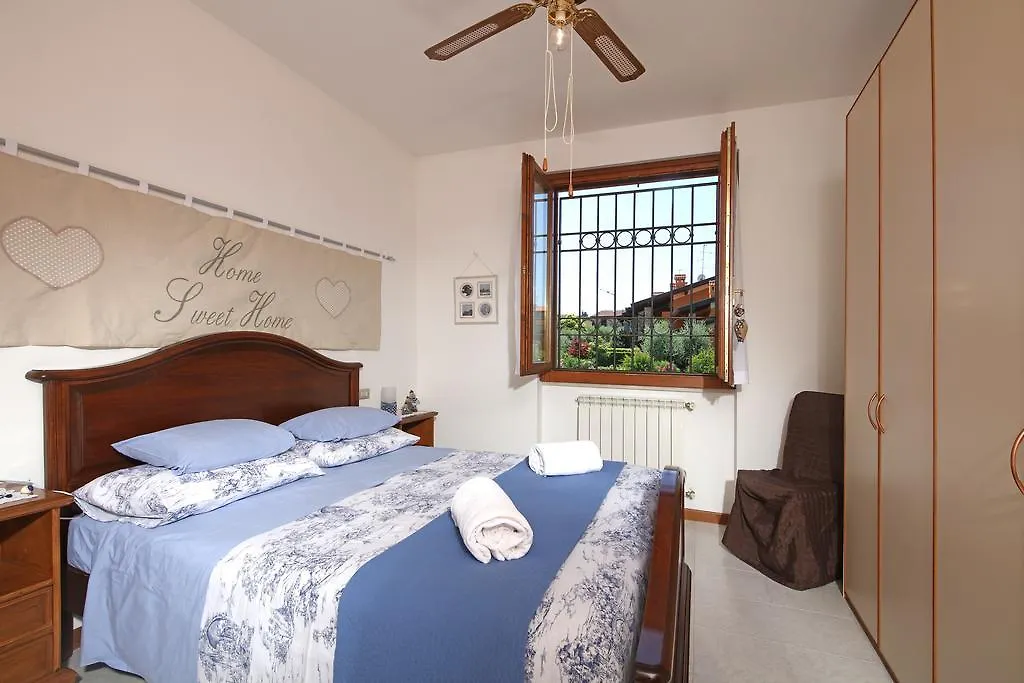 Apartment Corte Degli Olivi Appartamenti Manerba del Garda