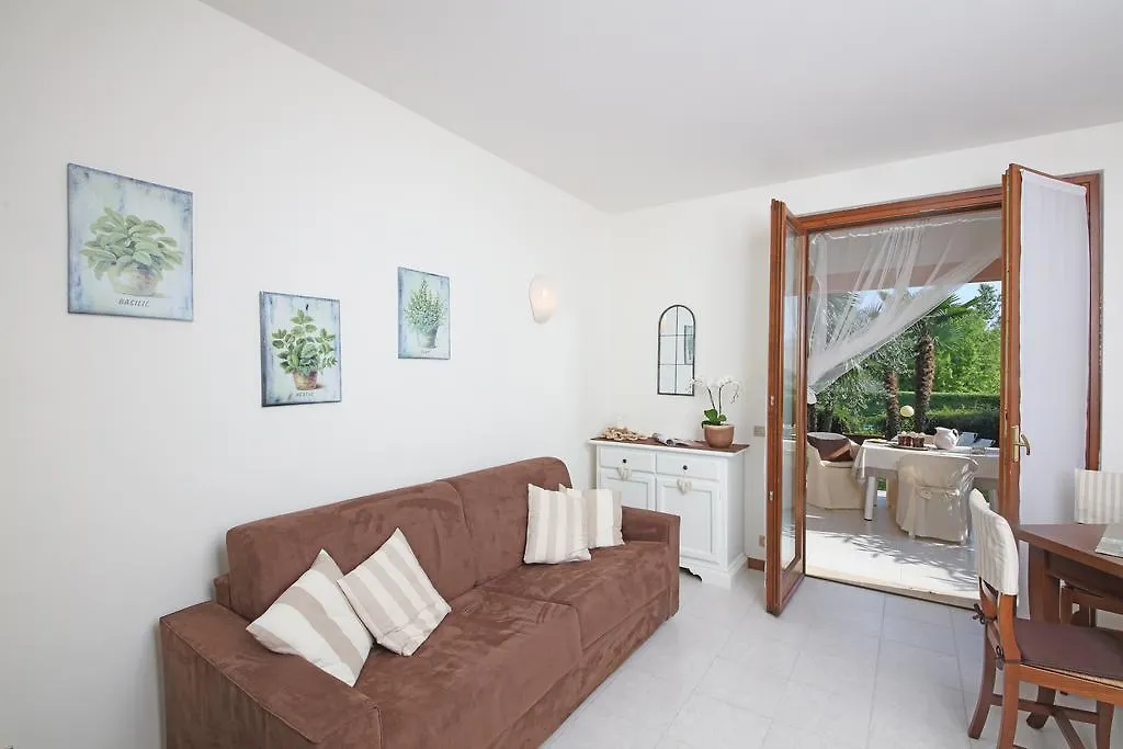Corte Degli Olivi Appartamenti Manerba del Garda Italy