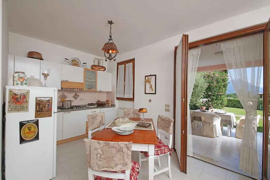 Corte Degli Olivi Appartamenti Manerba del Garda Apartment