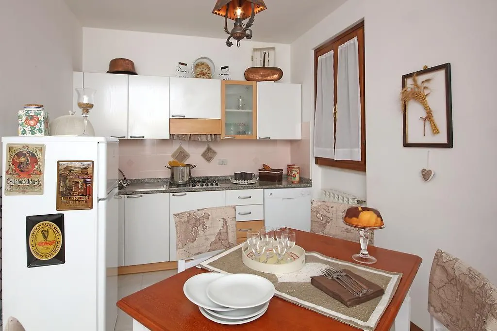 Corte Degli Olivi Appartamenti Manerba del Garda Apartment