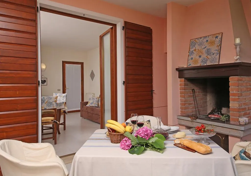 Apartment Corte Degli Olivi Appartamenti Manerba del Garda Italy