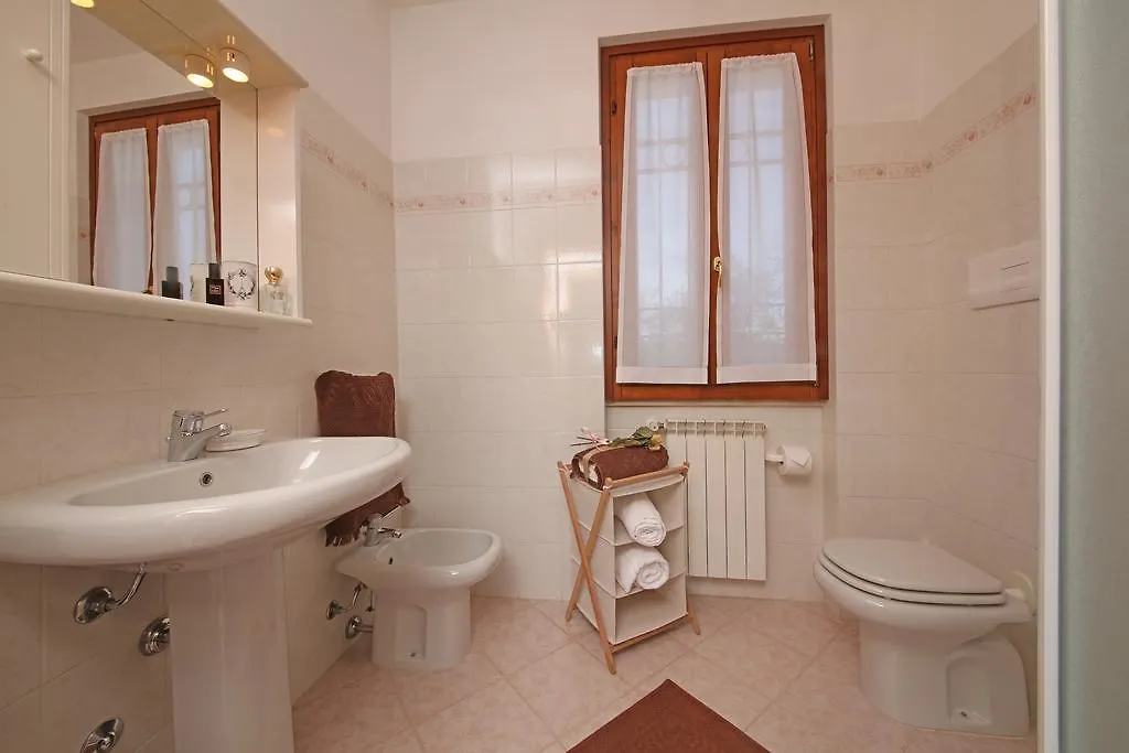 Corte Degli Olivi Appartamenti Manerba del Garda